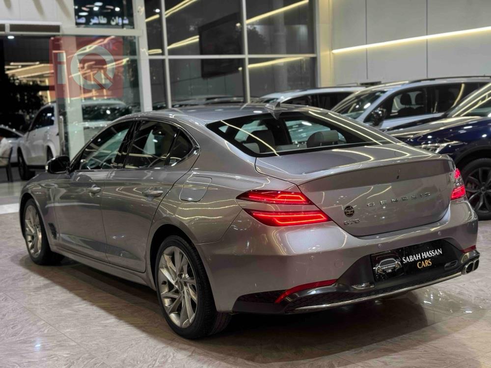 جێنسس G70